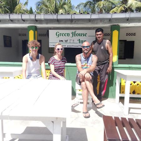 Green House Inn Trincomalee Exterior photo